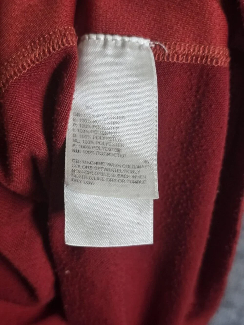 The North Face Shirt Mens 2XL Red VaporWick Short Sleeve Athletic Pilling